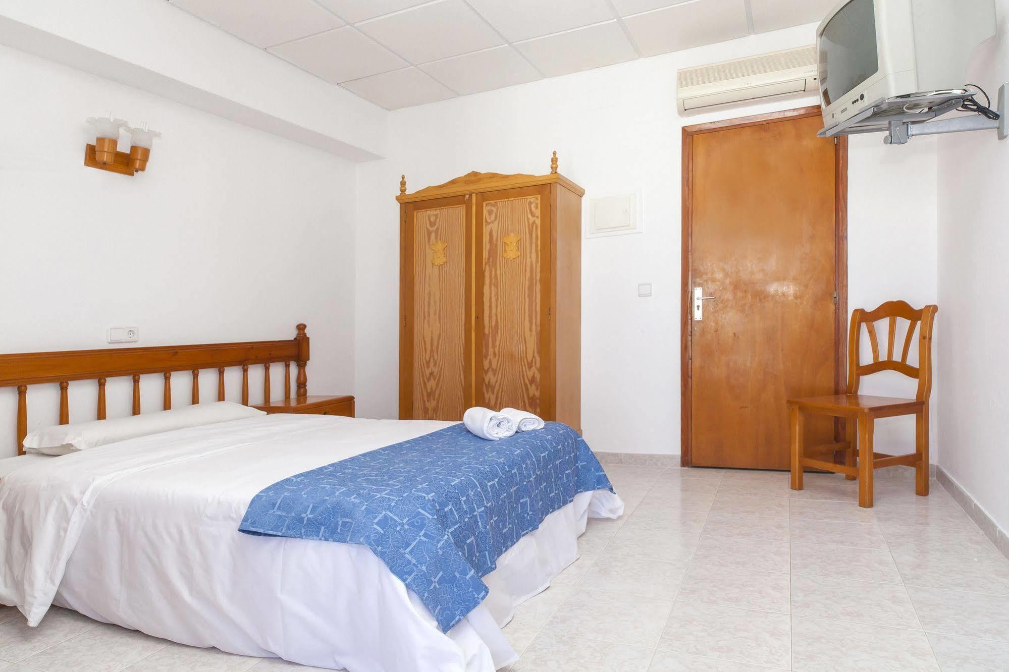 Can Beia Hostal Boutique (Adults Only) San Antonio  Bagian luar foto