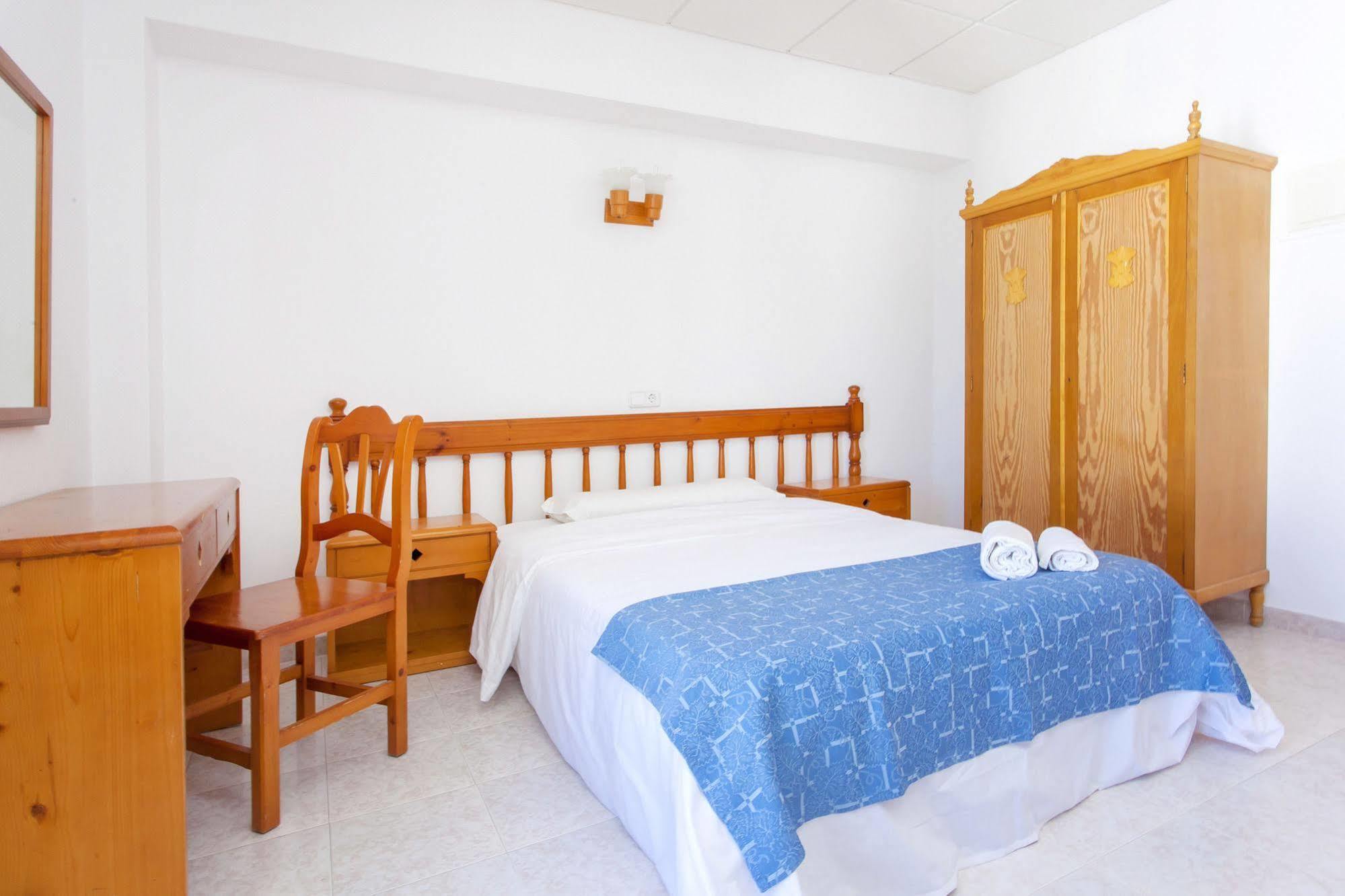 Can Beia Hostal Boutique (Adults Only) San Antonio  Bagian luar foto