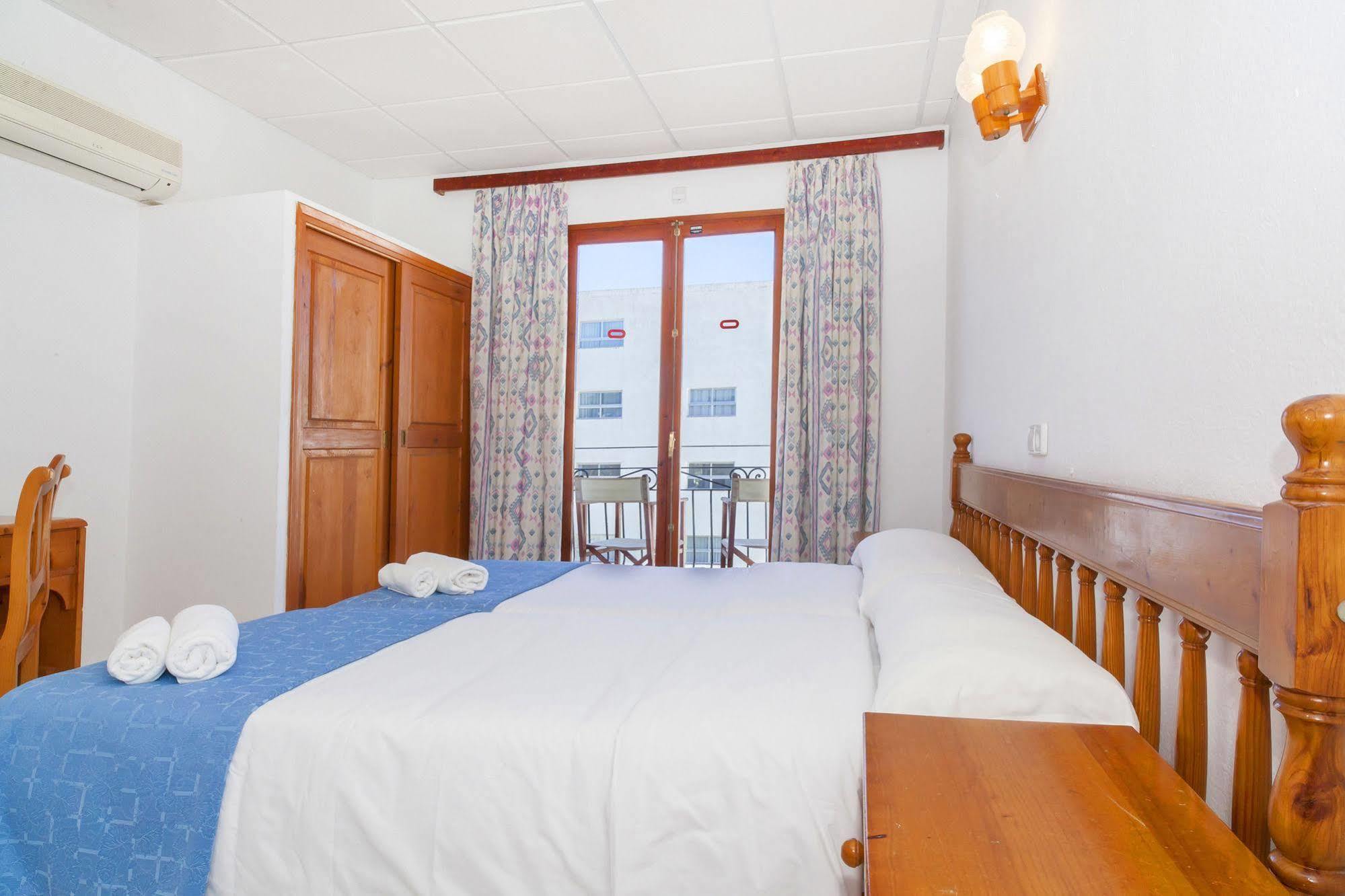 Can Beia Hostal Boutique (Adults Only) San Antonio  Bagian luar foto