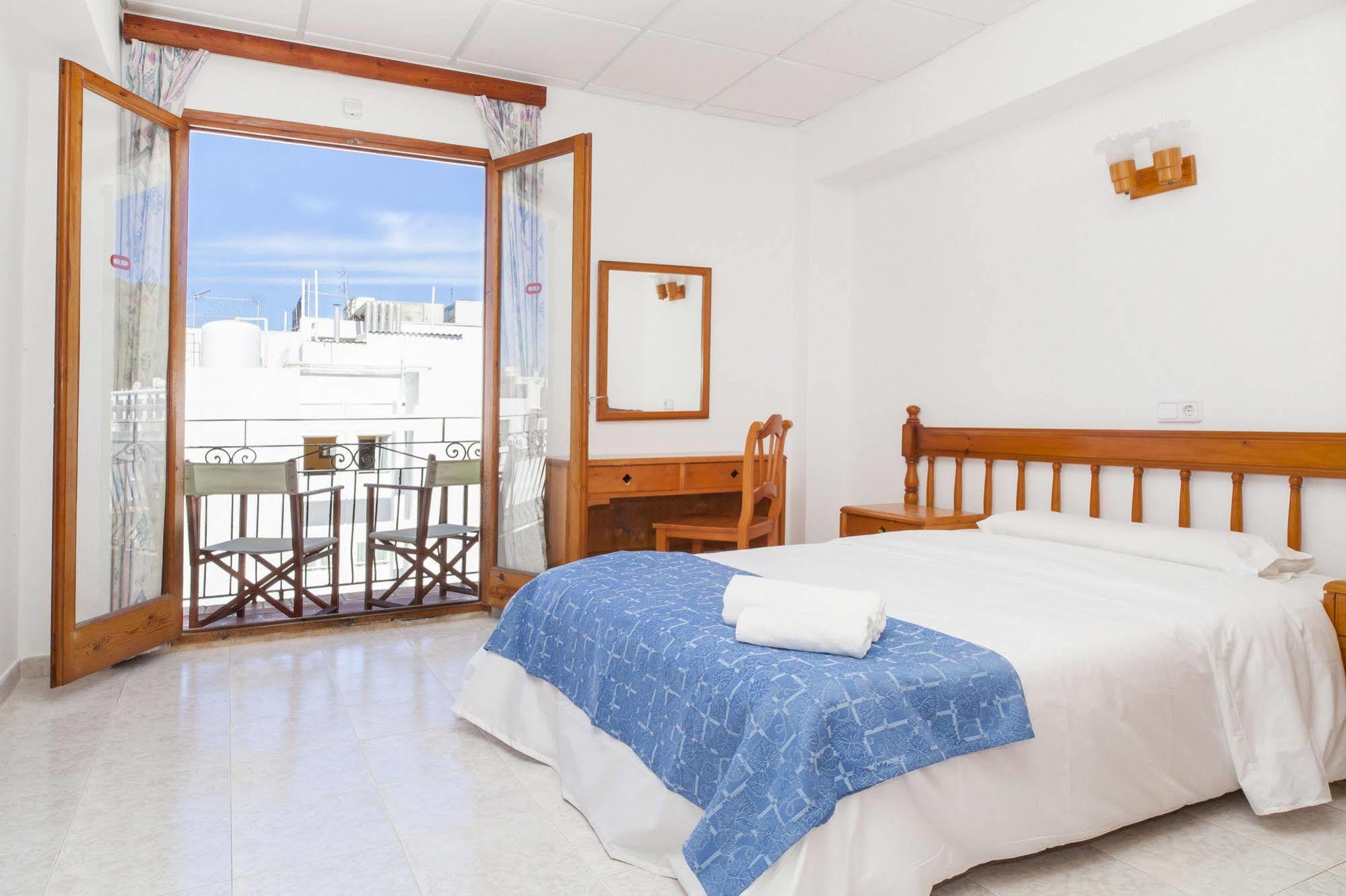 Can Beia Hostal Boutique (Adults Only) San Antonio  Bagian luar foto
