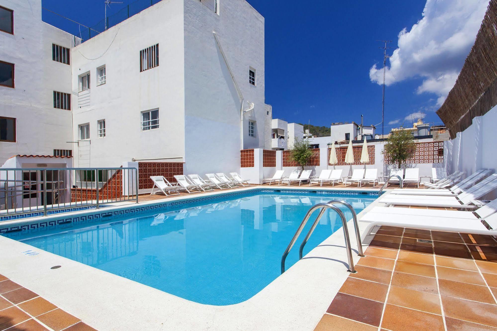 Can Beia Hostal Boutique (Adults Only) San Antonio  Bagian luar foto