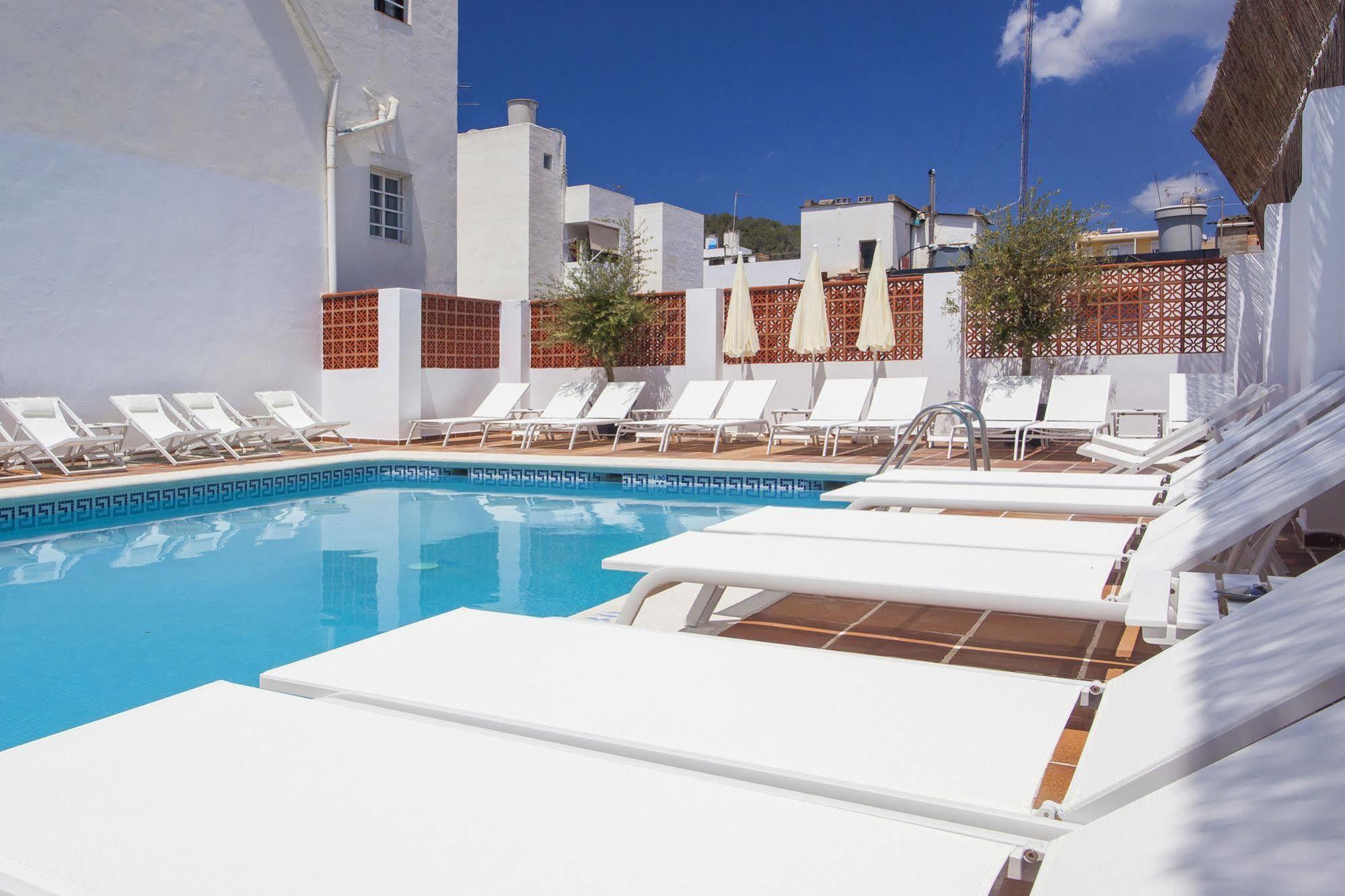 Can Beia Hostal Boutique (Adults Only) San Antonio  Bagian luar foto